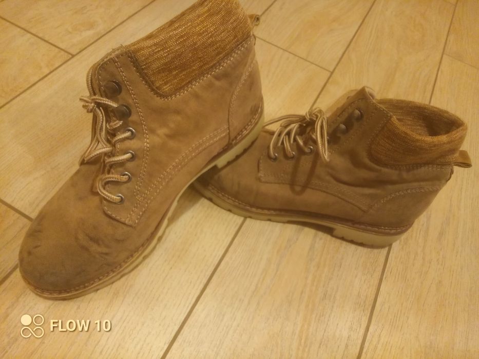 Trzewiki młodzieżowe 38/39