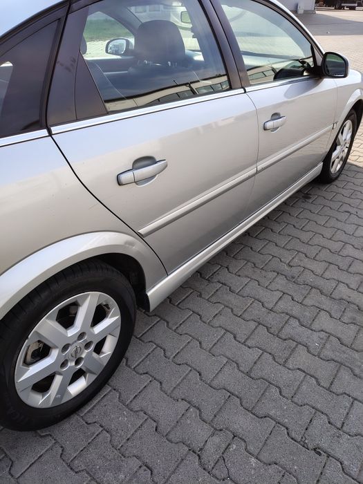 Opel Vectra C  GTS 1.9  120 km 2004r.