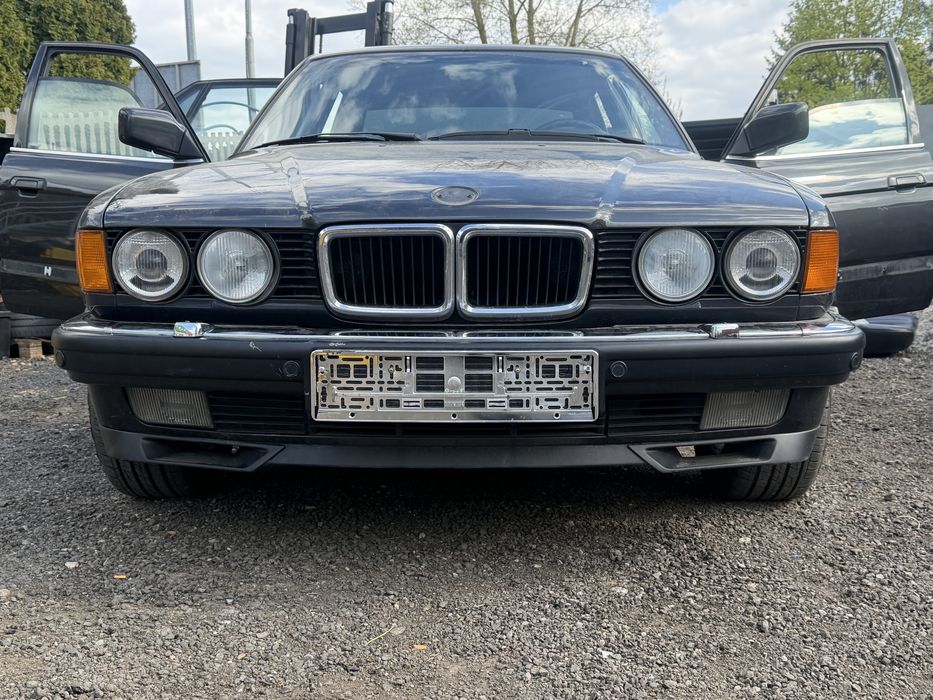 Idealny zderzak BMW E32 V8 V12 PDC kompletny rarytas