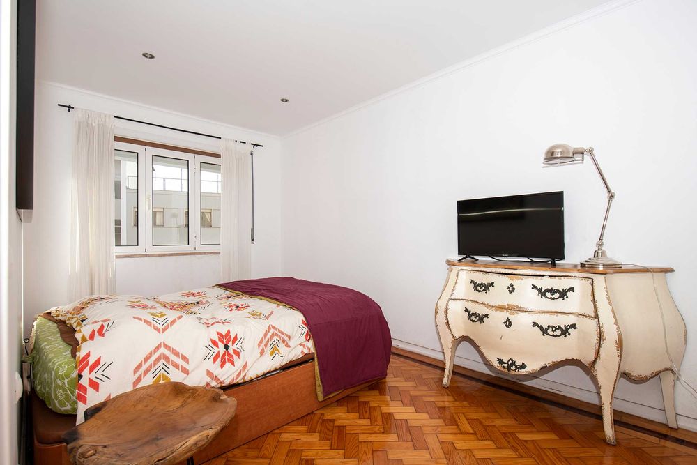 Amplo apartamento T3 em zona nobre de Coimbra