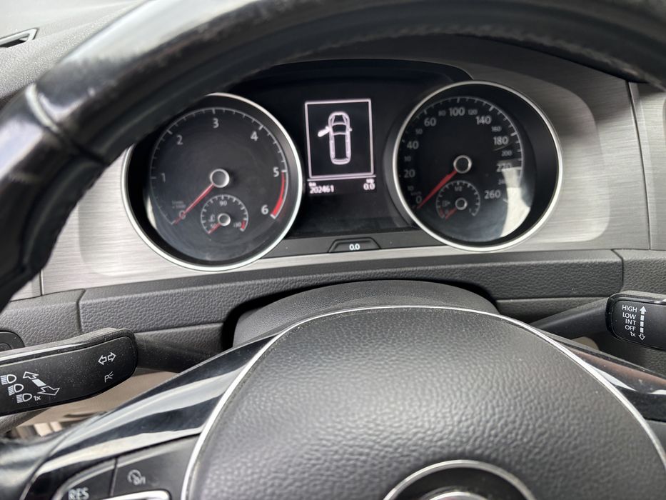 Volkswagen Golf VII 2016 1.6 TDI 110 Km