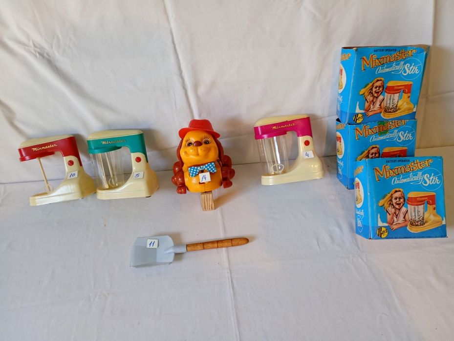 Brinquedos plásticos anos 80