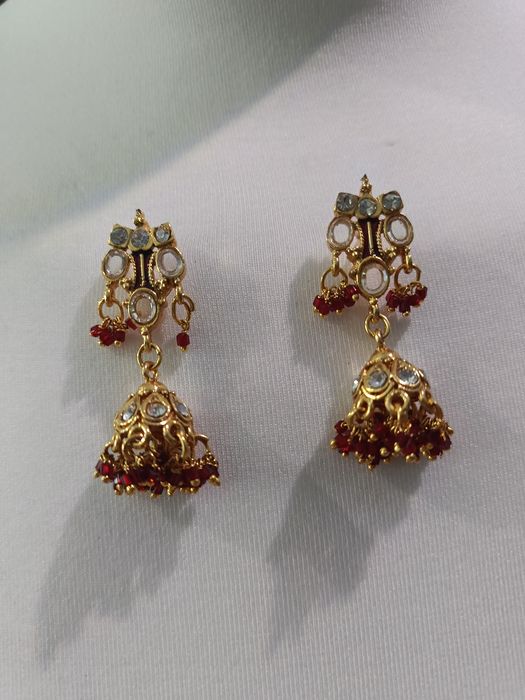 Kolczyki zwieszające