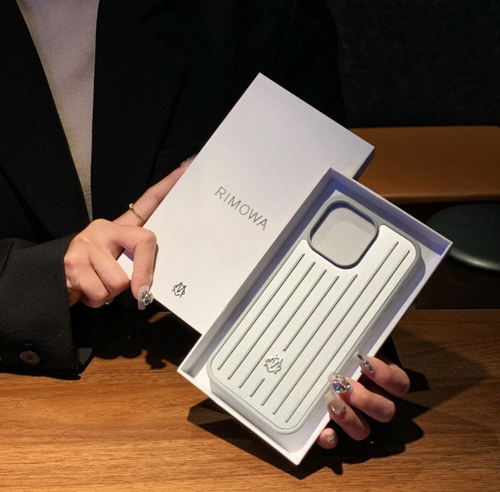 Чехол iphone Rimowa