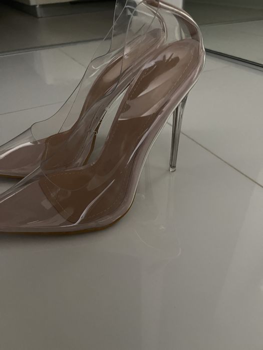 Прозрачные туфли 40 р