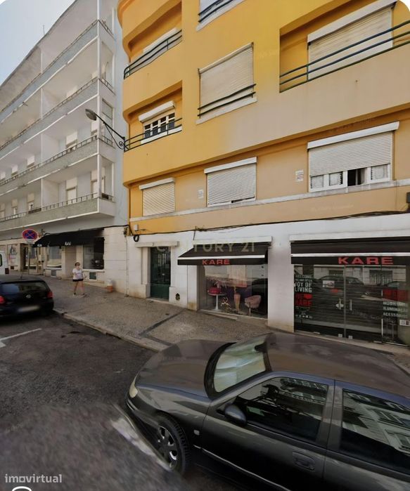 Loja para arrendamento em Campo de Ourique
