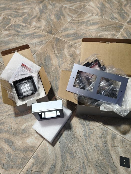 Material hikvision