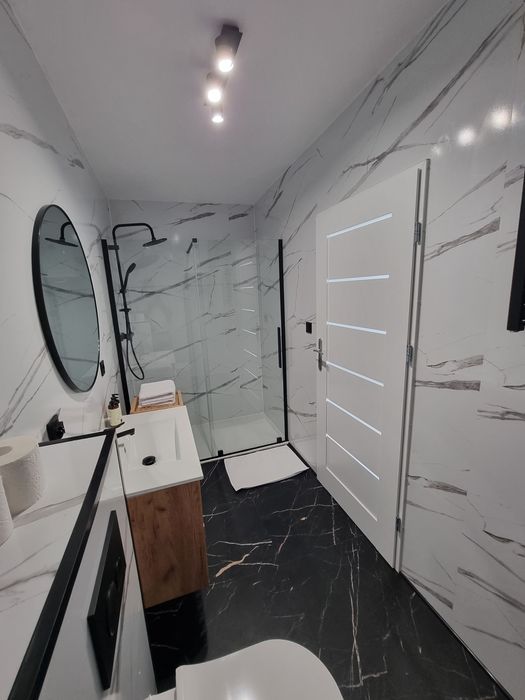 Pawilon domek na ramie kontener całoroczny kosmetyczny handlowy