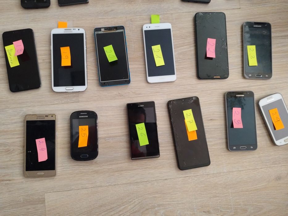 Telefony działające od 20zl mix telefonów