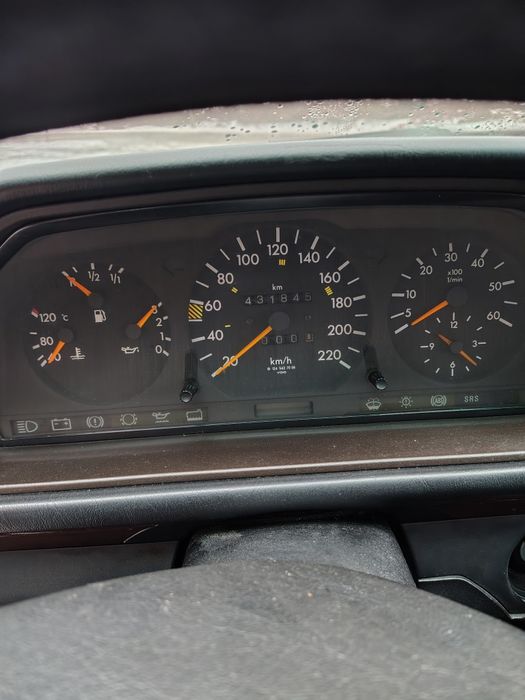 Продам Mercedes W124 3.0 дизель