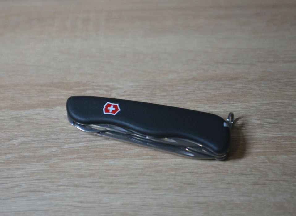 Великий Victorinox  Picknicker/Nomad