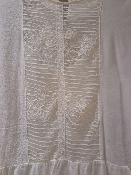 Blusa  senhora com renda