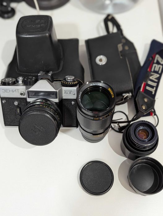 Aparat Zenit ET + Helios 44-2 +Jupiter 37AM 135mm +telekonwerter TK-2M