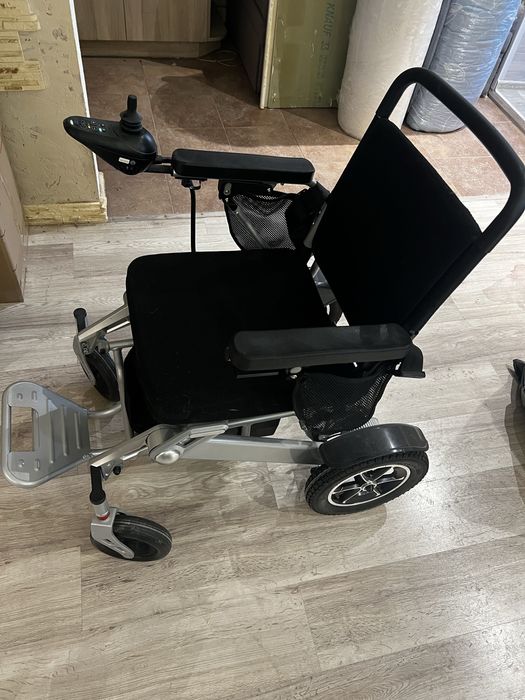 Електровізок для інвалідів новий в дуже гарному стані