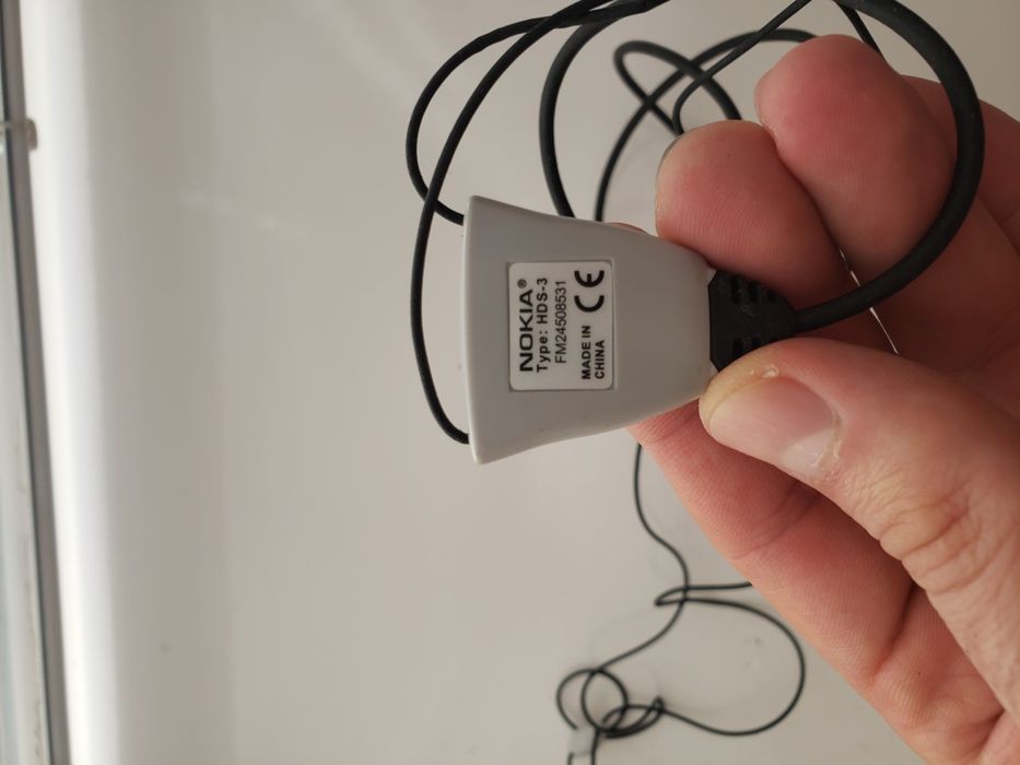 Продам наушники оригинальные Nokia HDS-3