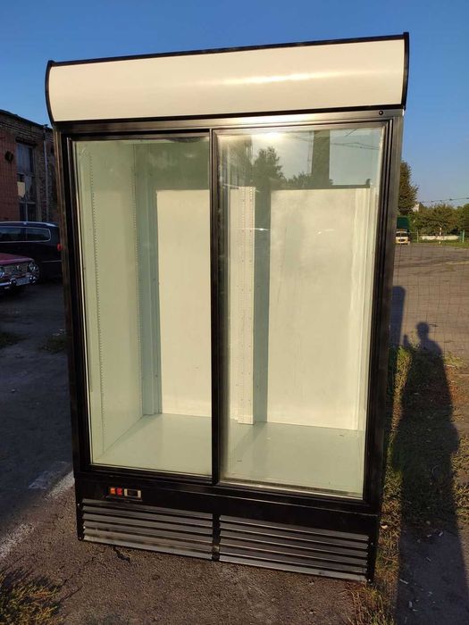 Якість! Холодильна шафа вітрина UBC Super Large Coal. Є асортимент!