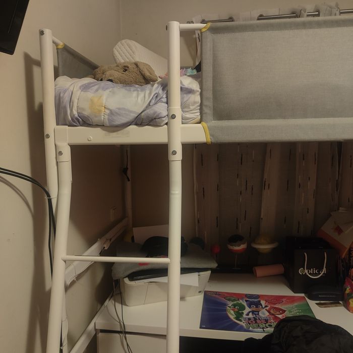 Beliche IKEA com colchão