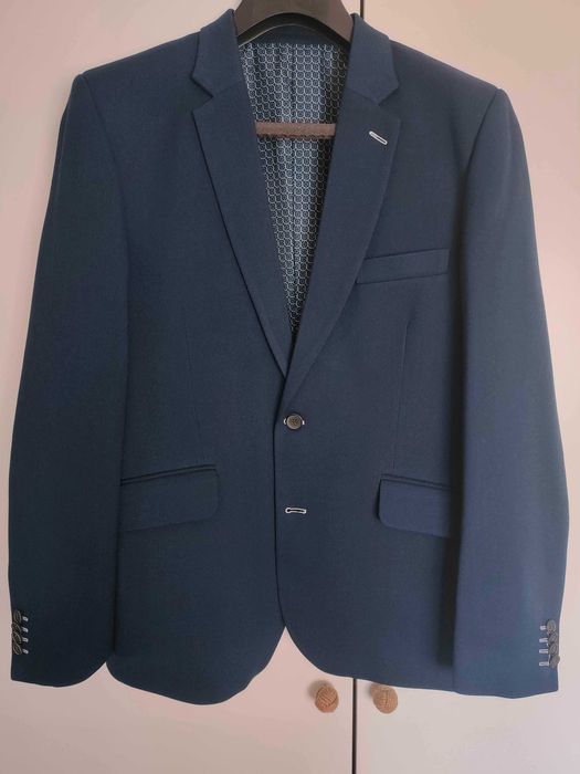 Nowy garnitur męski. Spodnie rozmiar 54, marynarka 52 - zaszyte szlice