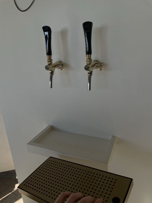 Tap Wall mobliny bar