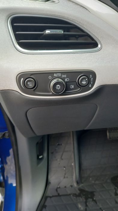 Опель Ампера/ Шевроле Болт