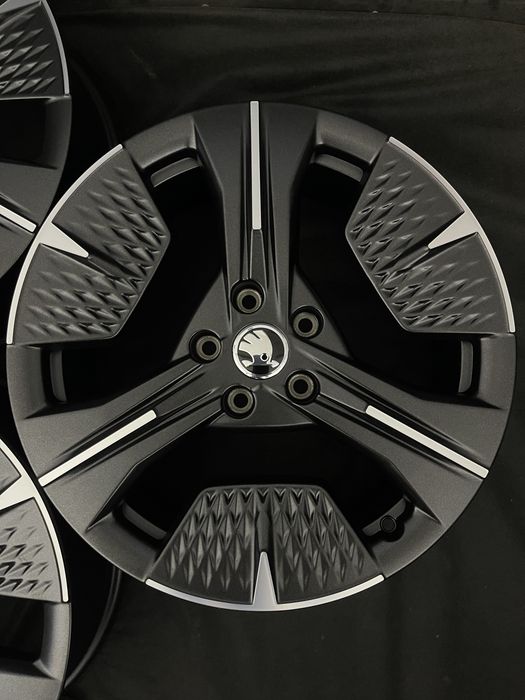 Нові Диски R18 5x112 Et43 7J. Skoda Kodiaq Karoq Octavia A8 A7 A5 Volkswagen Tiguan Jetta Golf ID3 Audi Q3 A3 Seat Cupra. Іспанія. 2026р