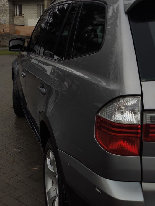 Продам BMW X3 2.0 дизель механіка