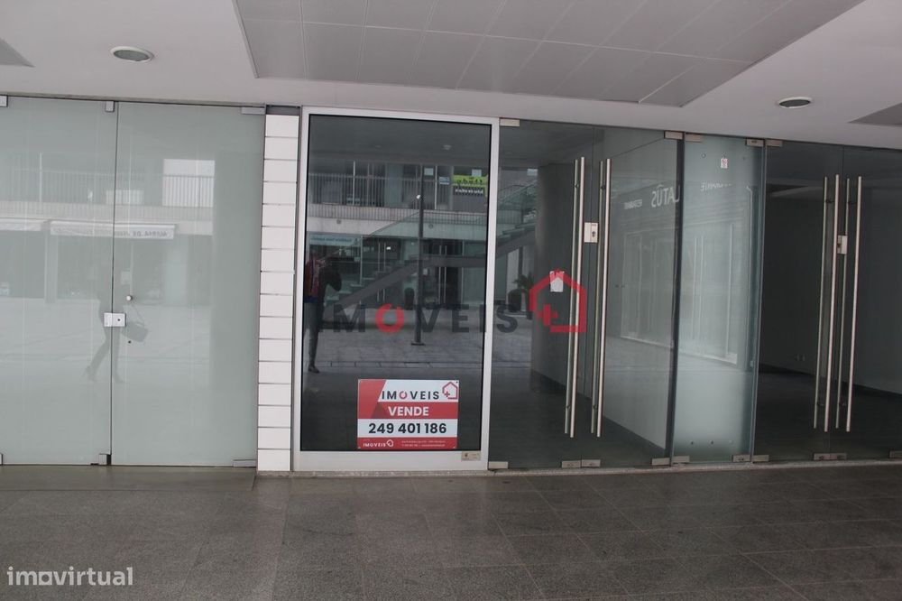 Loja a 100m do Santuário de Fátima