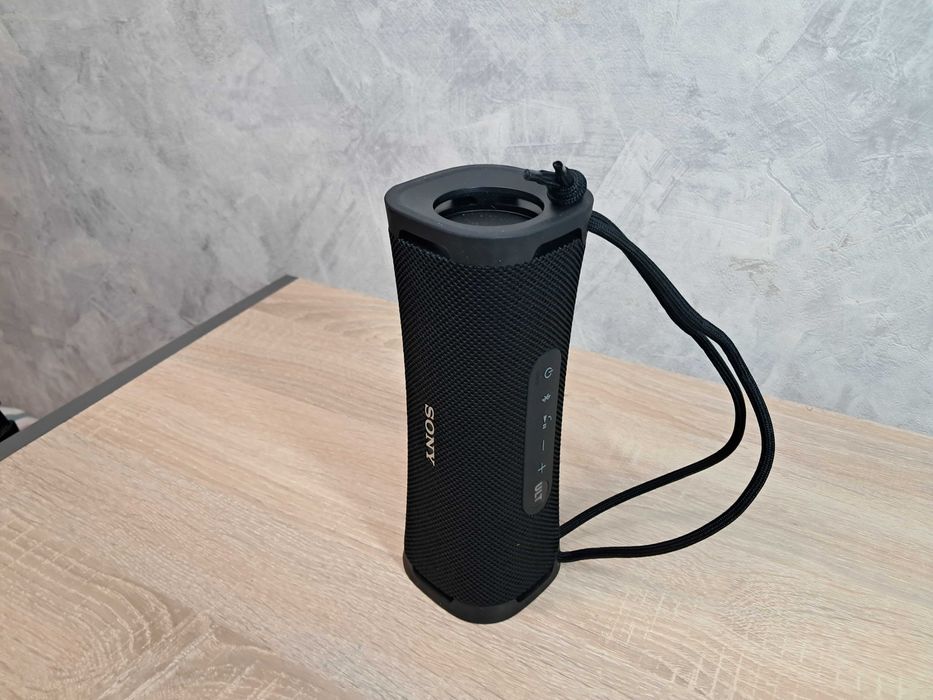 Блютуз колонка SONY ULT Field 1