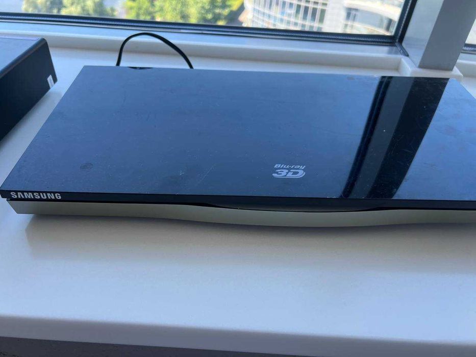 3D Blu-ray плеєр Samsung BD-D5500 (програвач дисків, USB, HDMI)