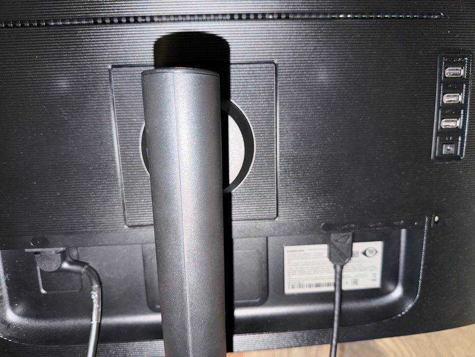 Монітор 4k 60hz Samsung ViewFinity s8