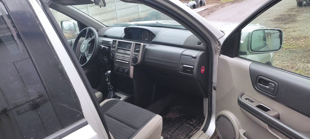 Состояние идел,очень хорошее.Ниссан X-trail 2.2 дизель.