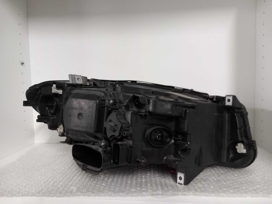 Farol BMW Serie 5 F10/F11  BI-XÉNON direito/esquerdo
