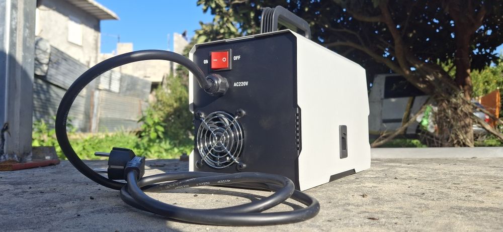 Máquina de Soldar MIG/MMA 160A – Inverter | 220V