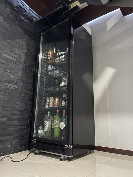 Frigorifico de Bebidas GSC2360, 62 x 63,6 x 175,3cm, 347L, Preto