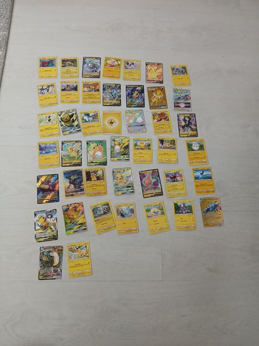 Karty kolekcjonerskie pokemon