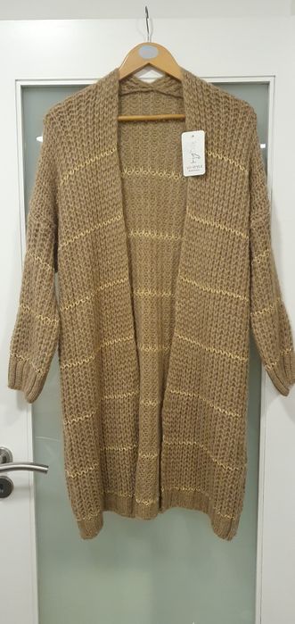 Casaco em malha novo com etiqueta tamanho único