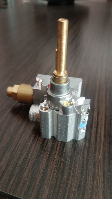 Газовий регулюючий клапан Defendi A401.