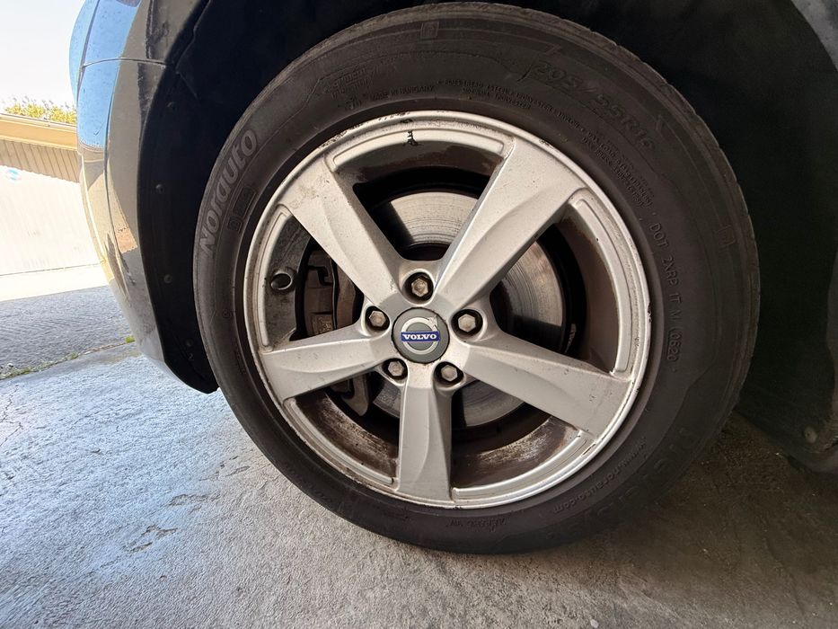 Volvo V40 D3 automático 150 MOMENTUM GEAR