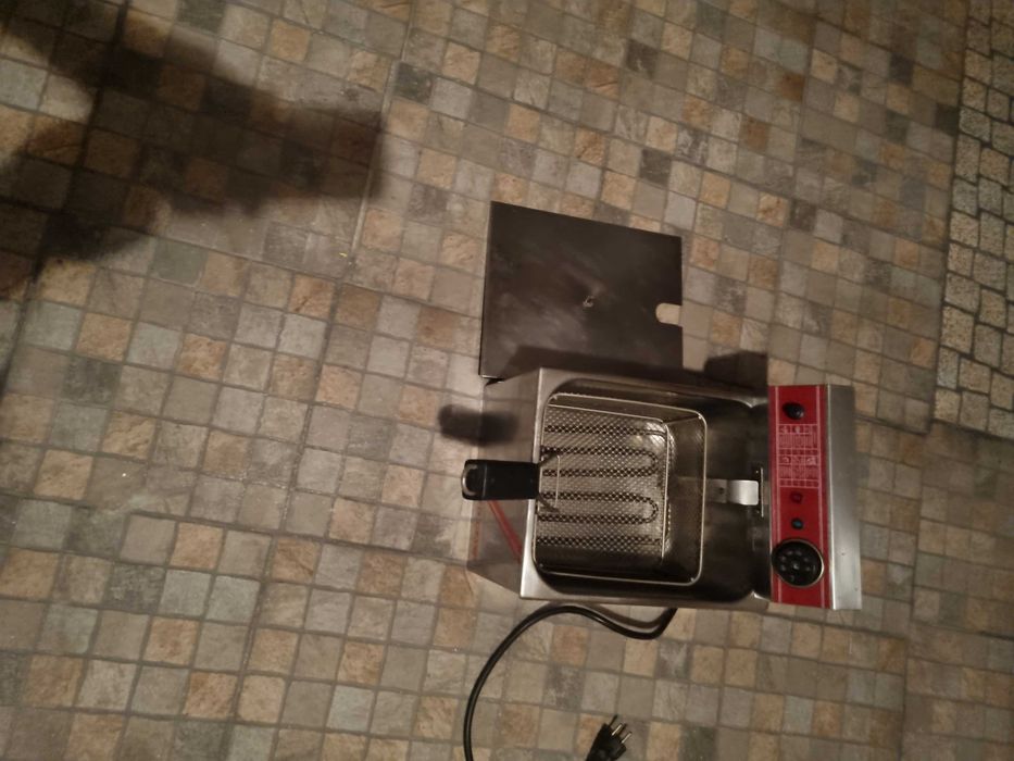 Fritadeira eletrica vende se