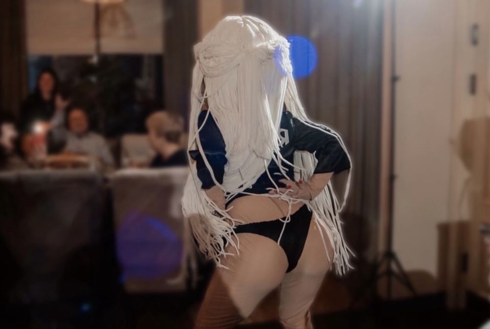 Запальна стриптизерка для свята, Жартівливий танець, Ростова лялька!