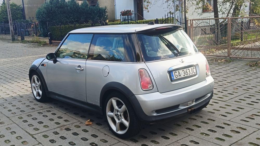 Mini Cooper One 1.4 TD 75km