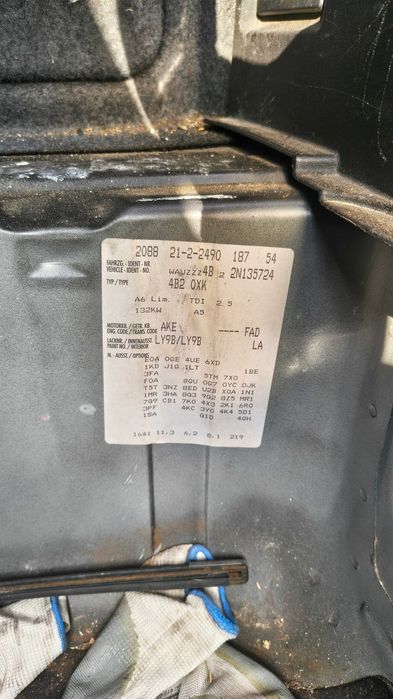 Audi A6 C5 2.5 LY9B, Drzwi przednie lewe prawe, Części FV Transport/Dostawa
