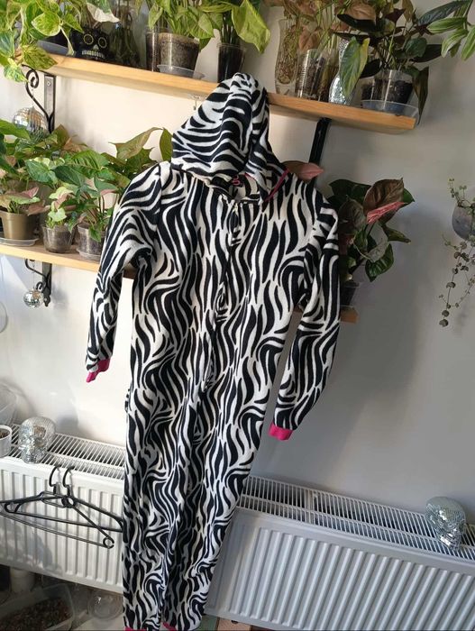 Piżama polarowa Ala przebranie zebra S 36