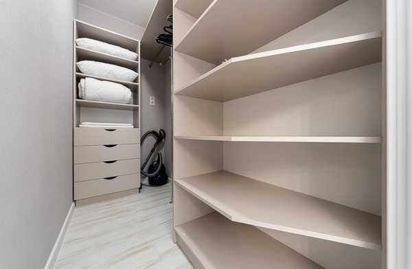 Подобова оренда 4к квартира ВІП. Лесі Українки 24. джакузі