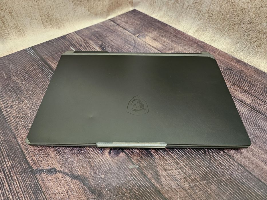 Ігровий ноутбук MSI Cyborg 15 A12VF (Core i5-12450H/16Gb DDR5/RTX 4060/SSD 512Gb/IPS 144Hz) з гарантією