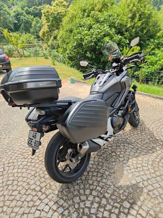 Honda NC 750X (2019) – 22.000 km – Com muitos extras!