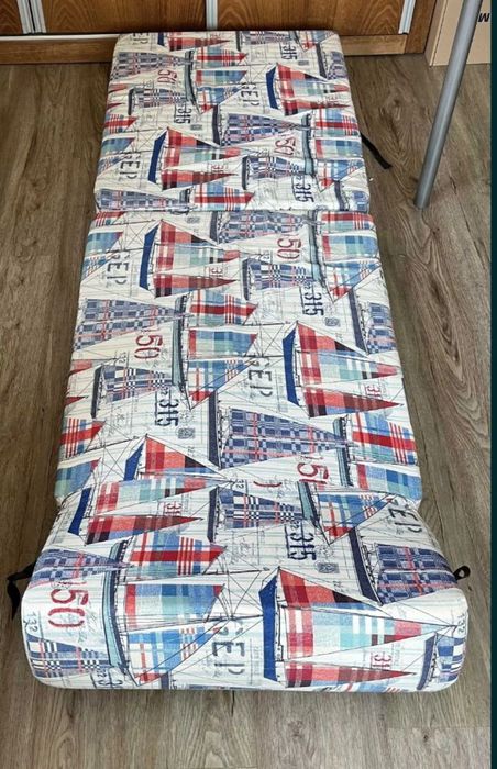 Divã (Sofá - Cama)