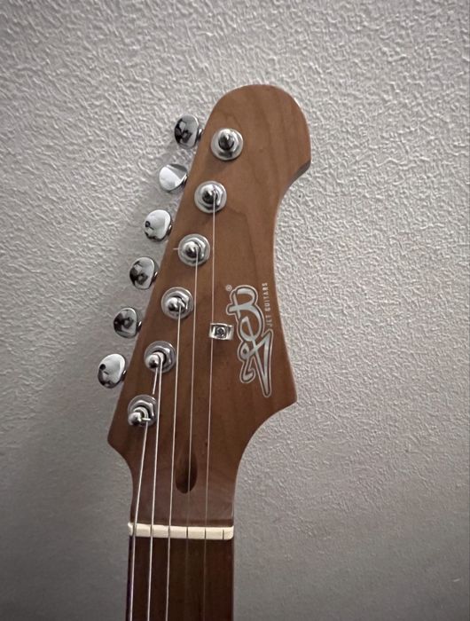 Idealny zestaw gitarowy | Jet sb300 SSS + wzmacniacz joyo dc15