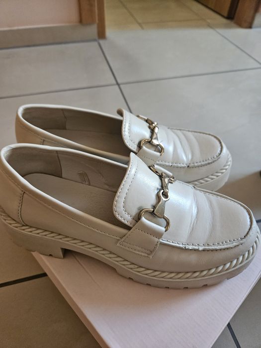 Mokasyny rozm.38 kolor beige