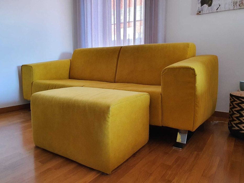 Sofá amarelo 3 lugares c/ espumas de elevada qualidade >40Kg/m^3